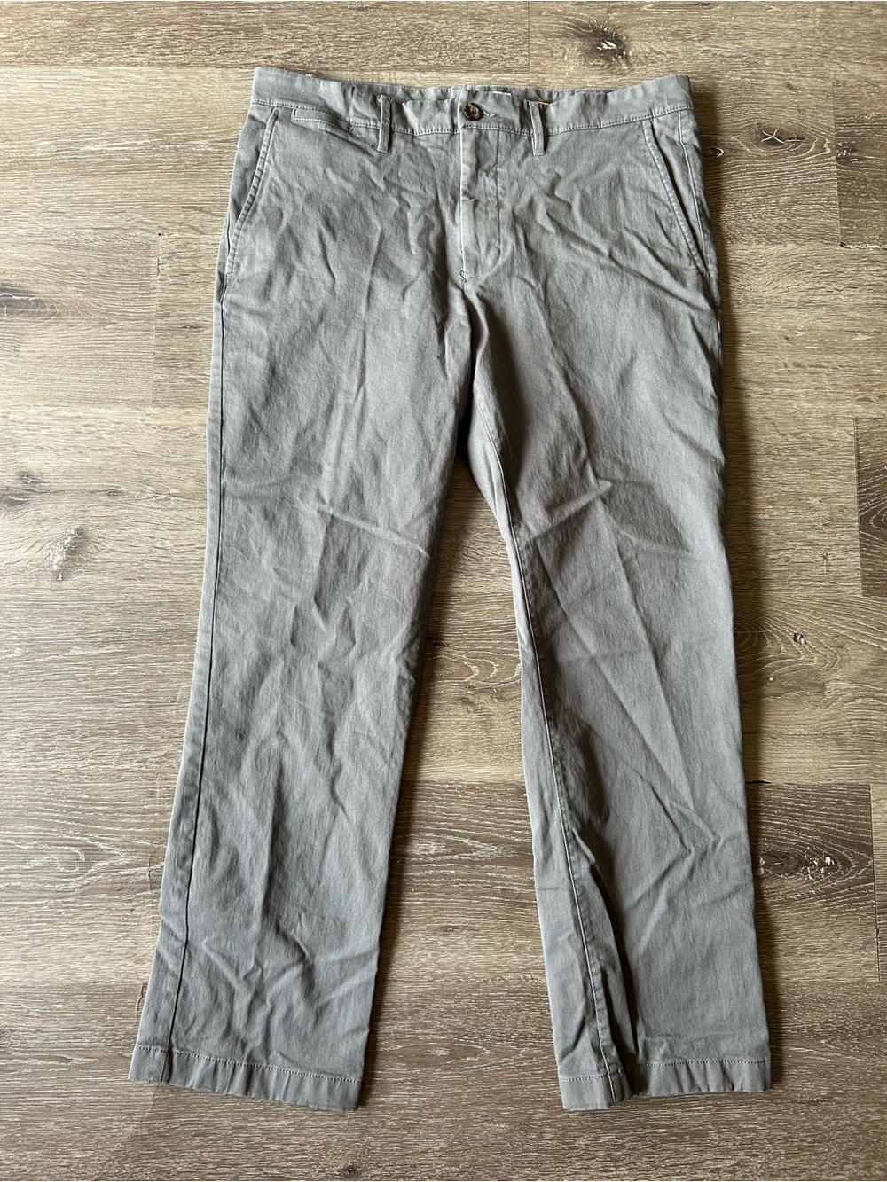 NWOT Mens 36/30 Gray Flat Front Chino Pants Goodfellow & Co The Everywhere Chino